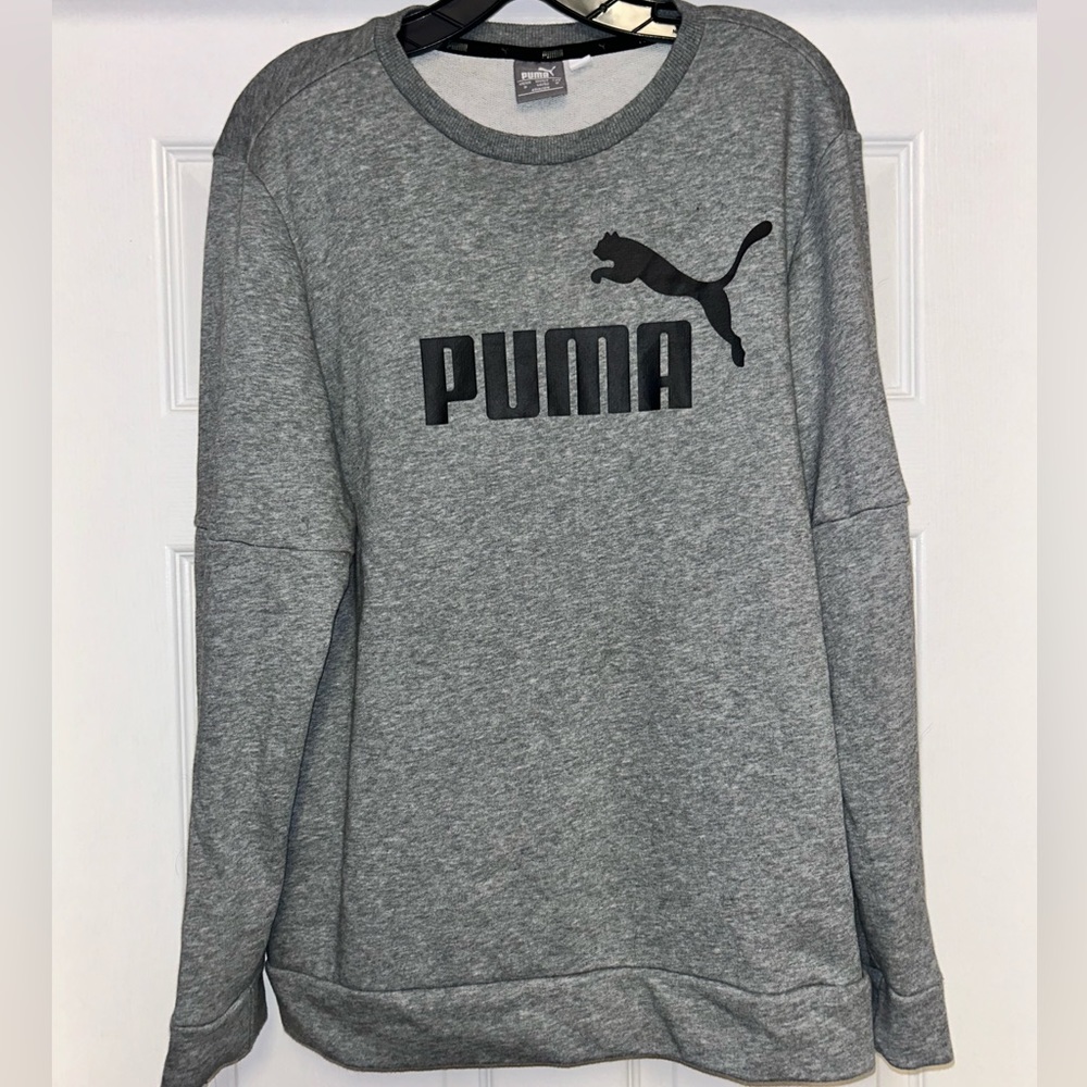Men’s Puma long sleeve - Medium (larger fit)
